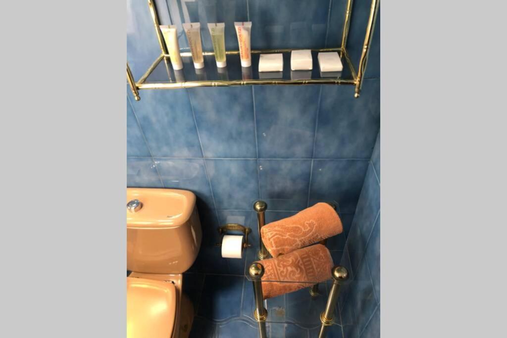 Сasa de vacaciones Casa con jardín GRANADA, fácil aparcamiento calle *